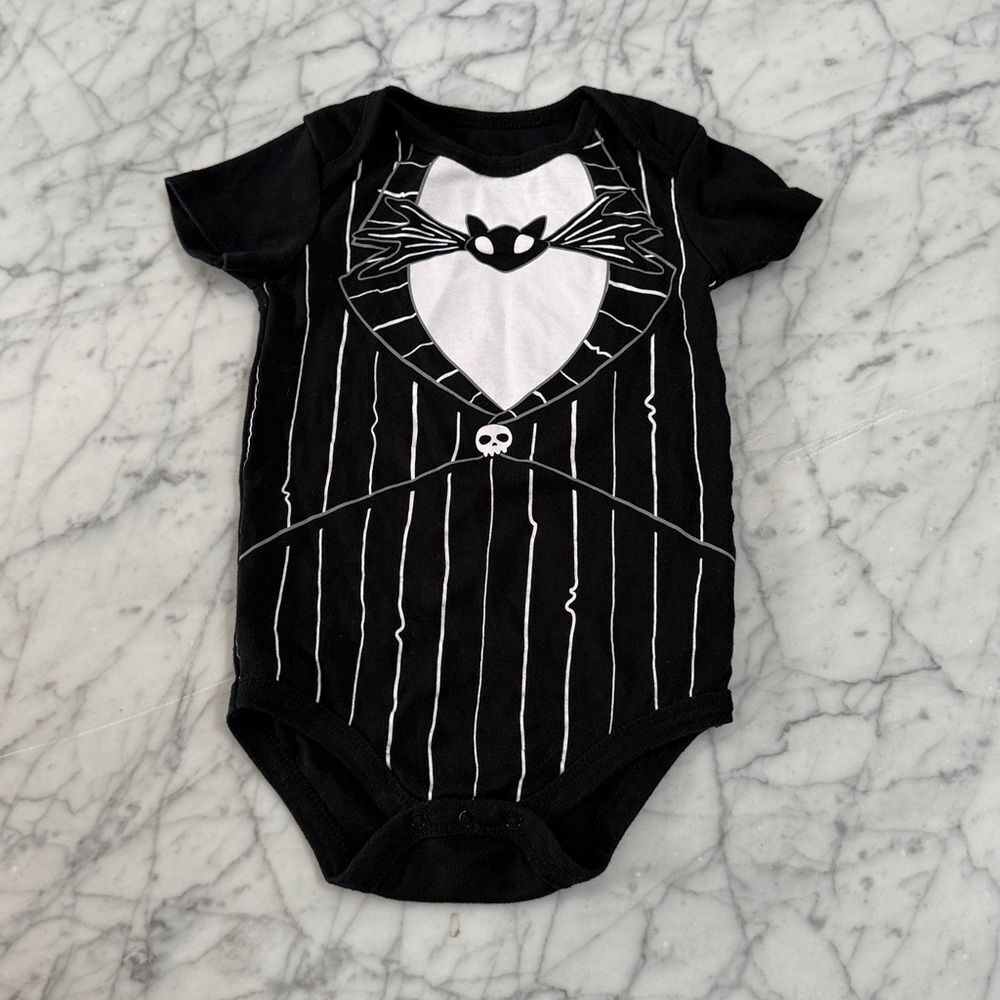 Disney Baby Jack Skellington onesie Sz 24Mo - Picture 1 of 3